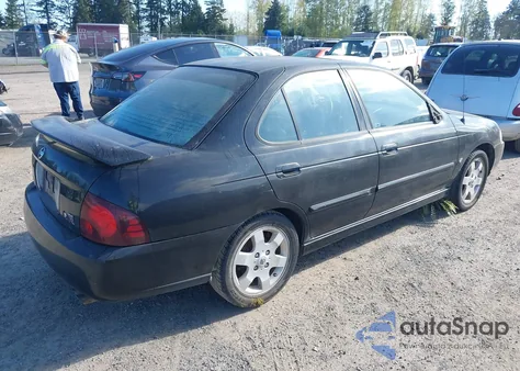 2004 Nissan Sentra Se-R z USA, uszkodzony, nr VIN 3N1AB51D84L728206